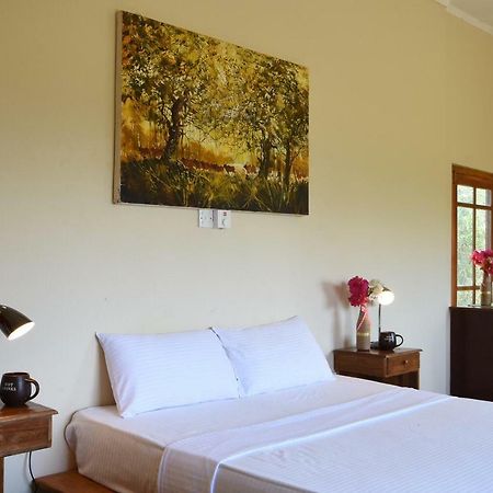 פוטאלם Captain'S Bird Safari Lodge מראה חיצוני תמונה