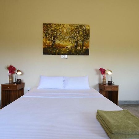 פוטאלם Captain'S Bird Safari Lodge מראה חיצוני תמונה
