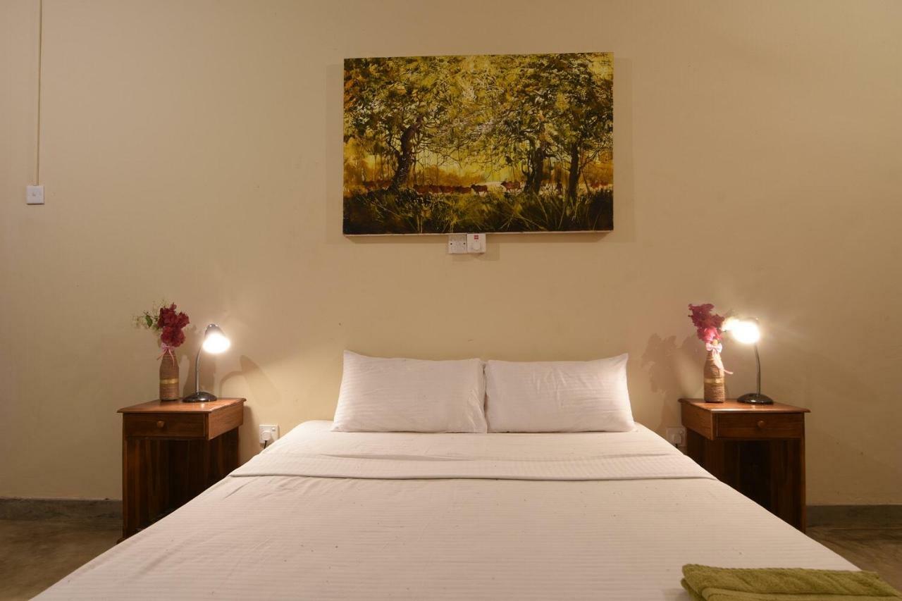 פוטאלם Captain'S Bird Safari Lodge מראה חיצוני תמונה