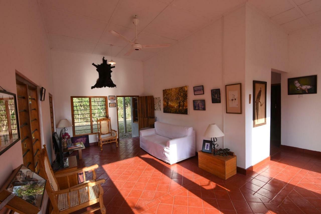 פוטאלם Captain'S Bird Safari Lodge מראה חיצוני תמונה