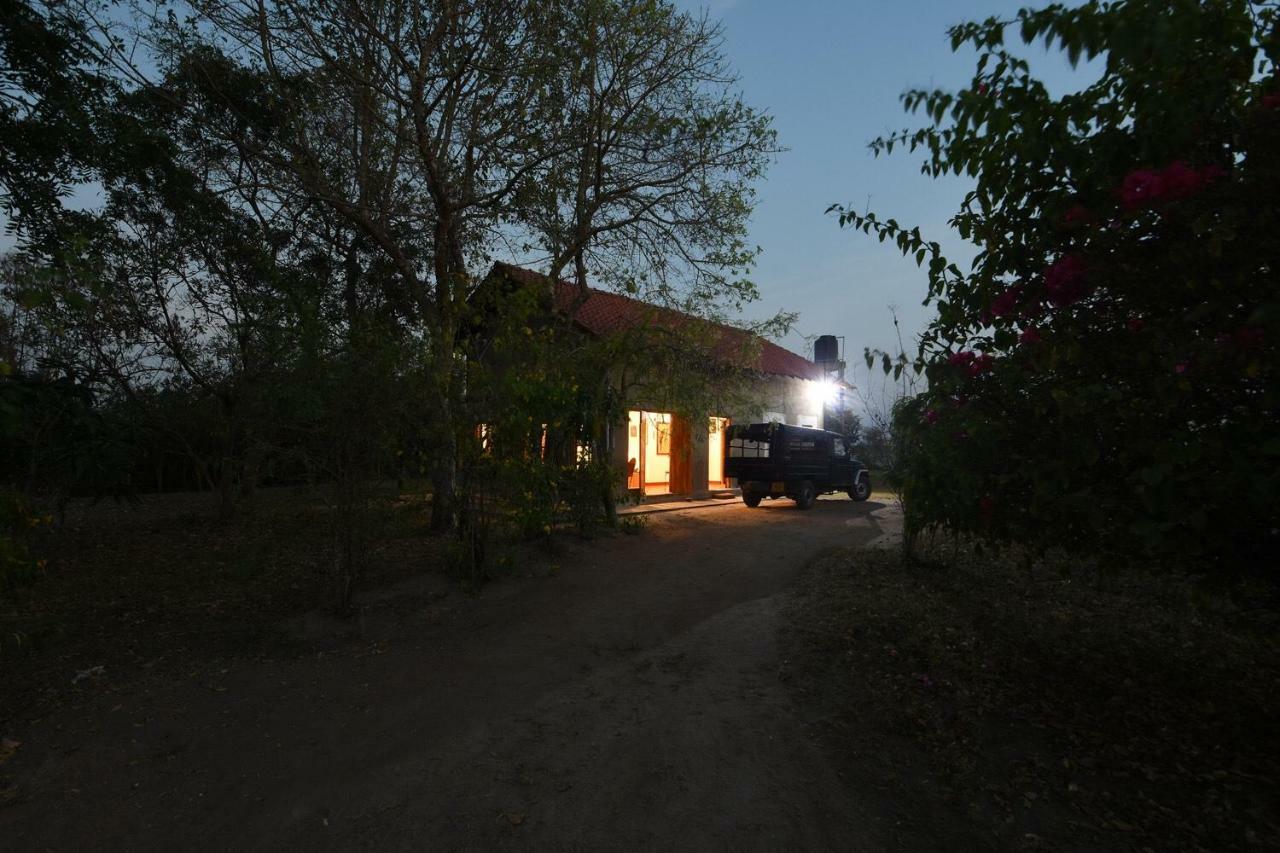 פוטאלם Captain'S Bird Safari Lodge מראה חיצוני תמונה